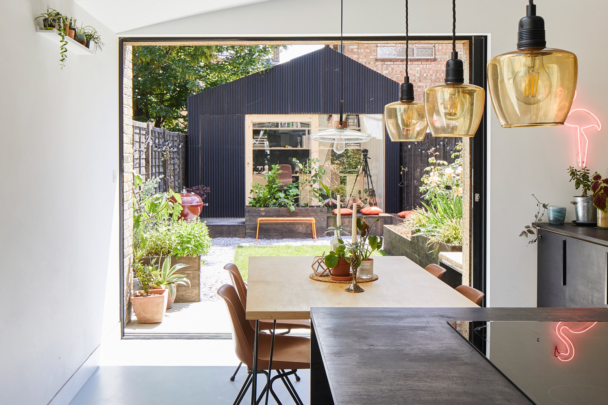 the-light-shed-richard-john-andrews-london-england-uk_dezeen_2364_col_11