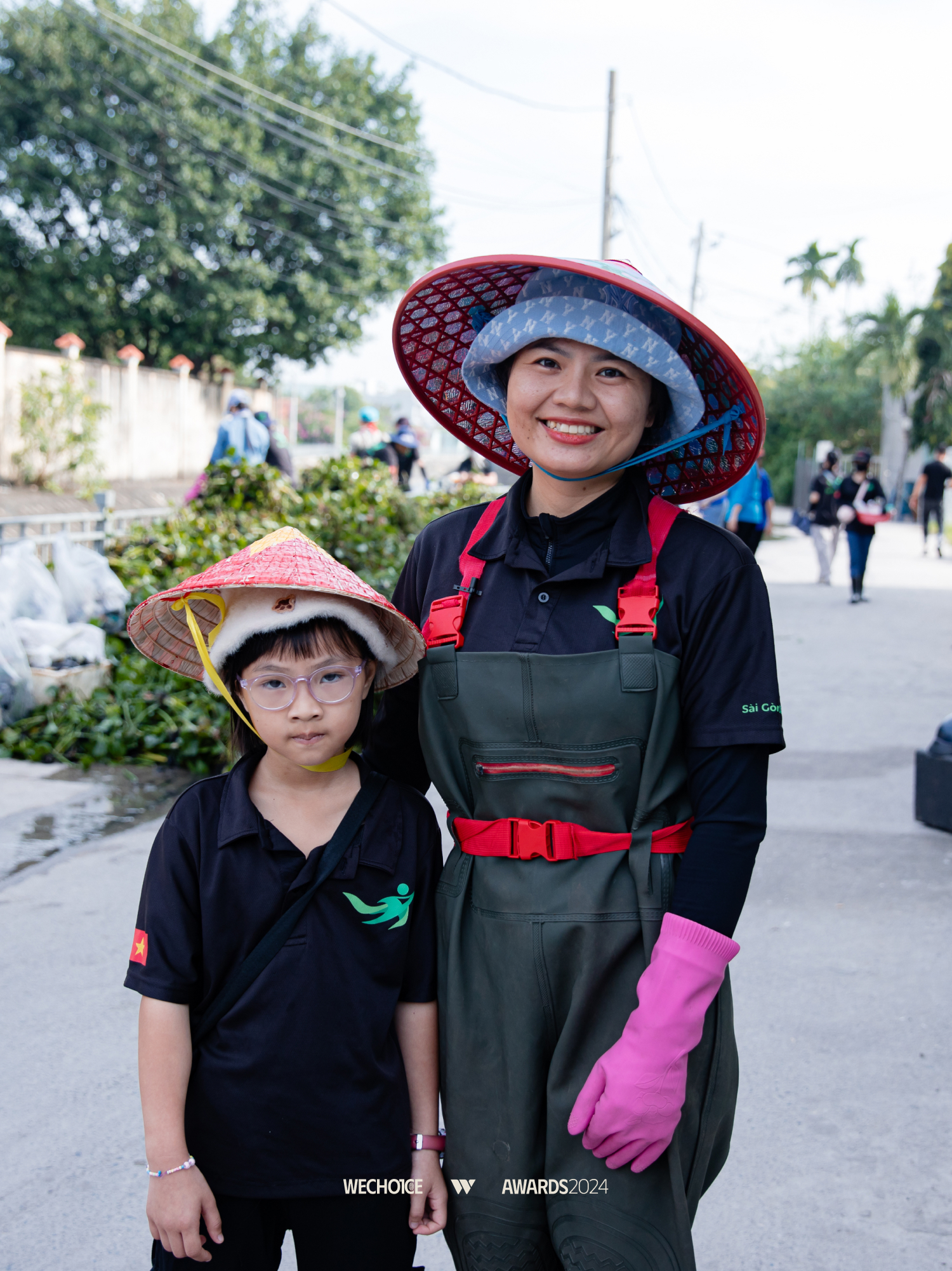 Sài Gòn Xanh - Những người trẻ đồng lòng đi dọn rác: “Một người thay đổi ý thức bằng 10, 100 lần một chiếc máy xúc rác” - Ảnh 1.