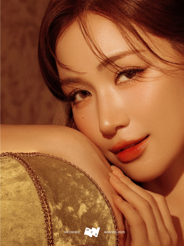 Hòa Minzy và một Bắc Bling rực rỡ nhất 2025: Đó là thứ ánh sáng lấp lánh phát ra từ những giá trị xưa cũ được đặt đúng lăng kính của thời đại mới - Ảnh 1.