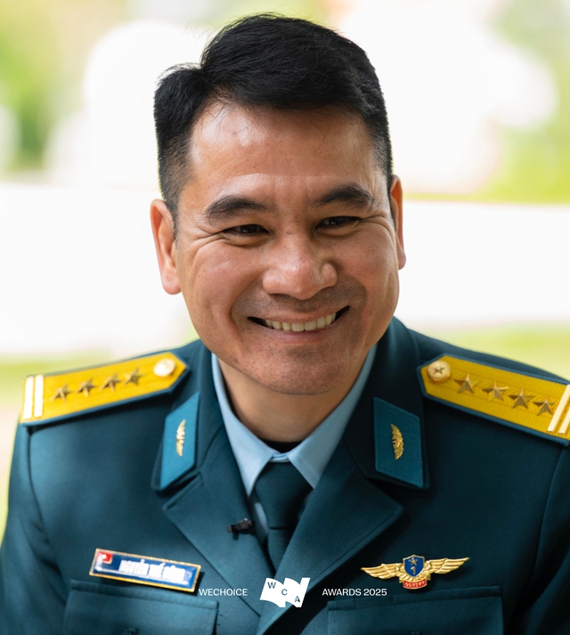 Đại tá – Phi công cấp 1 Nguyễn Thế Dũng: bay trên bầu trời bình yên chào mừng Đại lễ Quốc gia - Ảnh 2.