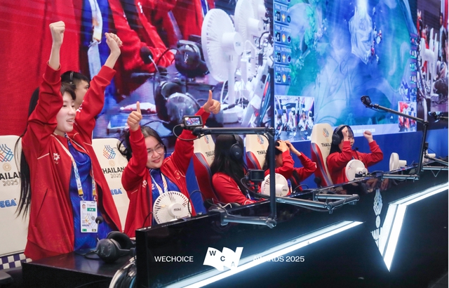 Cách những tuyển thủ nữ Liên Quân Mobile Việt Nam 'chiến đấu' cho đam mê của mình : “Bố mẹ cho con 2 tuần, được thì đi Seagames, không được về đi làm lại” - Ảnh 7.